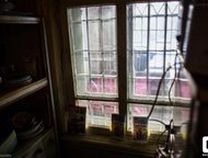 Челябинск: Продам дом Продается часть дома рядом с областной больницей (3 минуты пешком до трамвайного кольца). Газовое отопление, центральное водоснабжение, кан