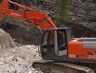 :      : JCB 220 (  6. 6 . ,  1, 0 3), Hitachi 240 (  7 . ,  1, 2 3)