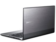 Samsung 300E5X (NP300E5X-A04RU)  Samsung 300E5X (NP300E5X-A04RU)  15. 6 (1366 x 768 ), Intel Celeron B820,   1 700 , 2 , 500  (H,  - 