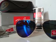 :  Ray-Ban +     Ray-Ban -       !        