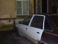 -: Opel Kadett 1,6    ,   ,  ,   ,  , ,   . 